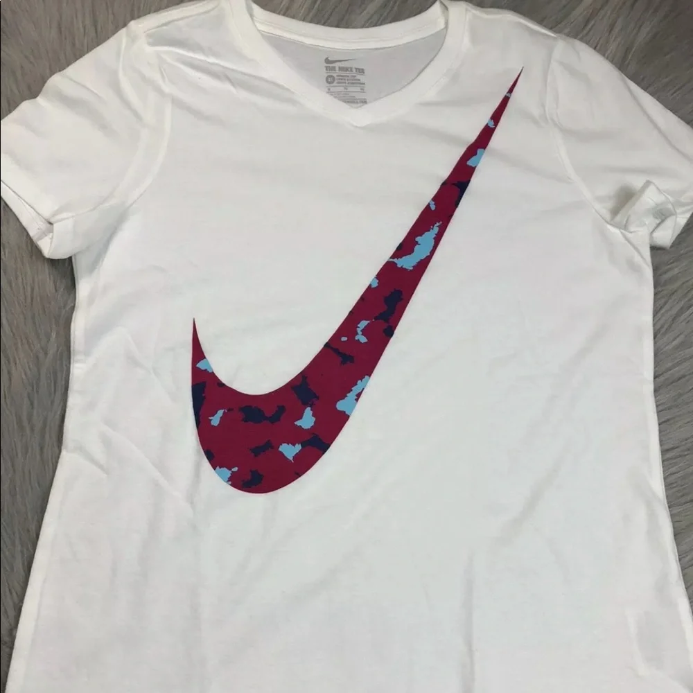 Nike Tee White Pink Blue Logo Swoosh Sz XL